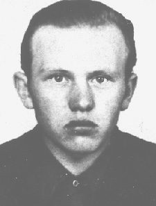 �����  ������