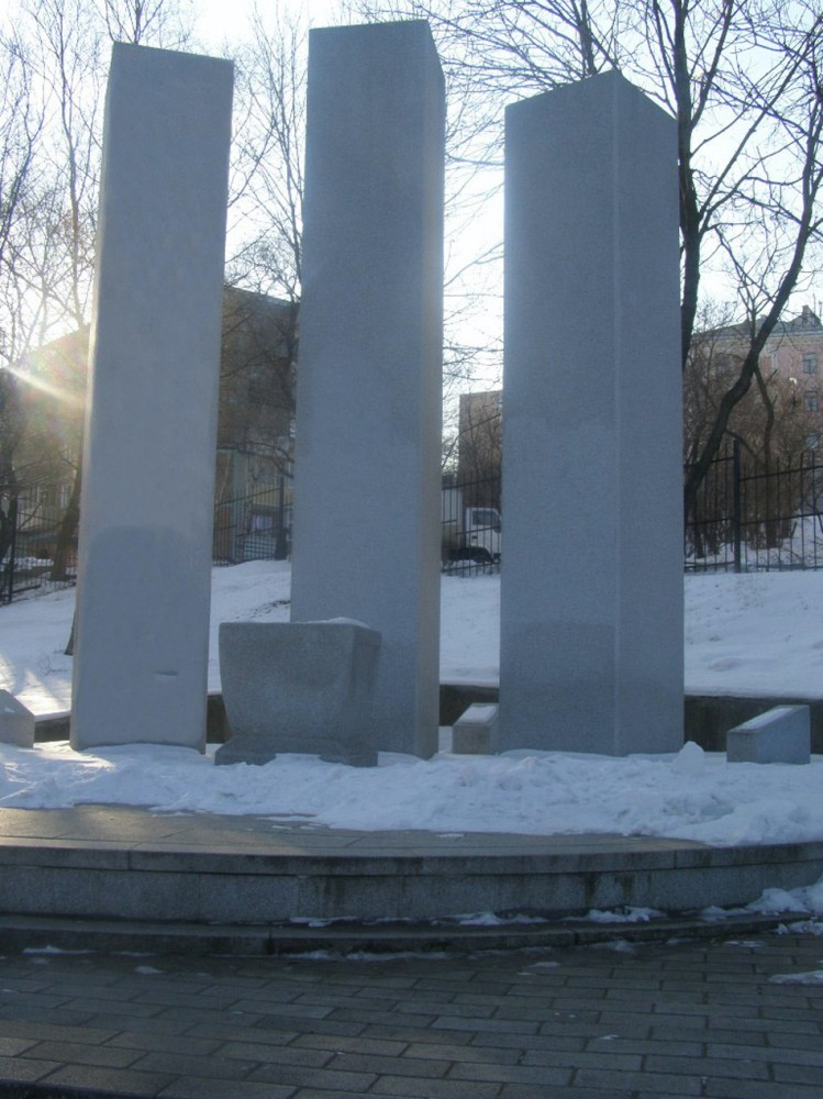 Фотография 4 : Памятник репрессированным корейцам : фотограф П. Размазин