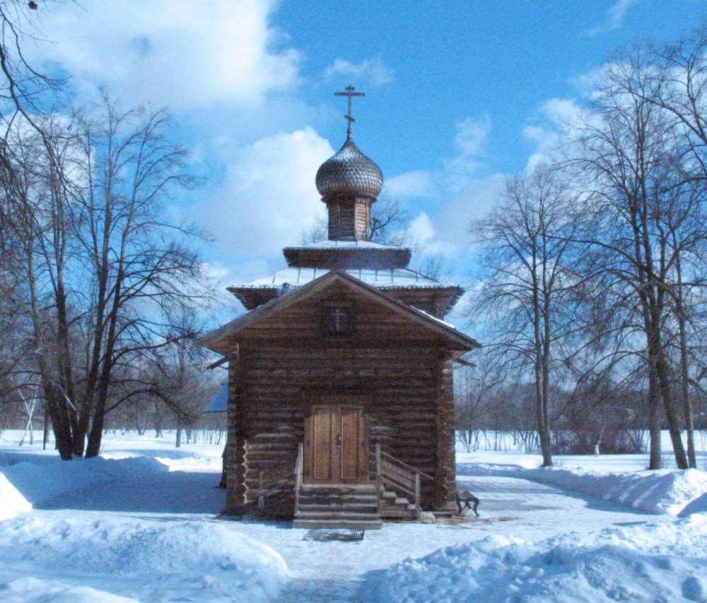 Фотография 4 : Храм святых новомучеников и исповедников Российских : фотограф Г. Атмашкина