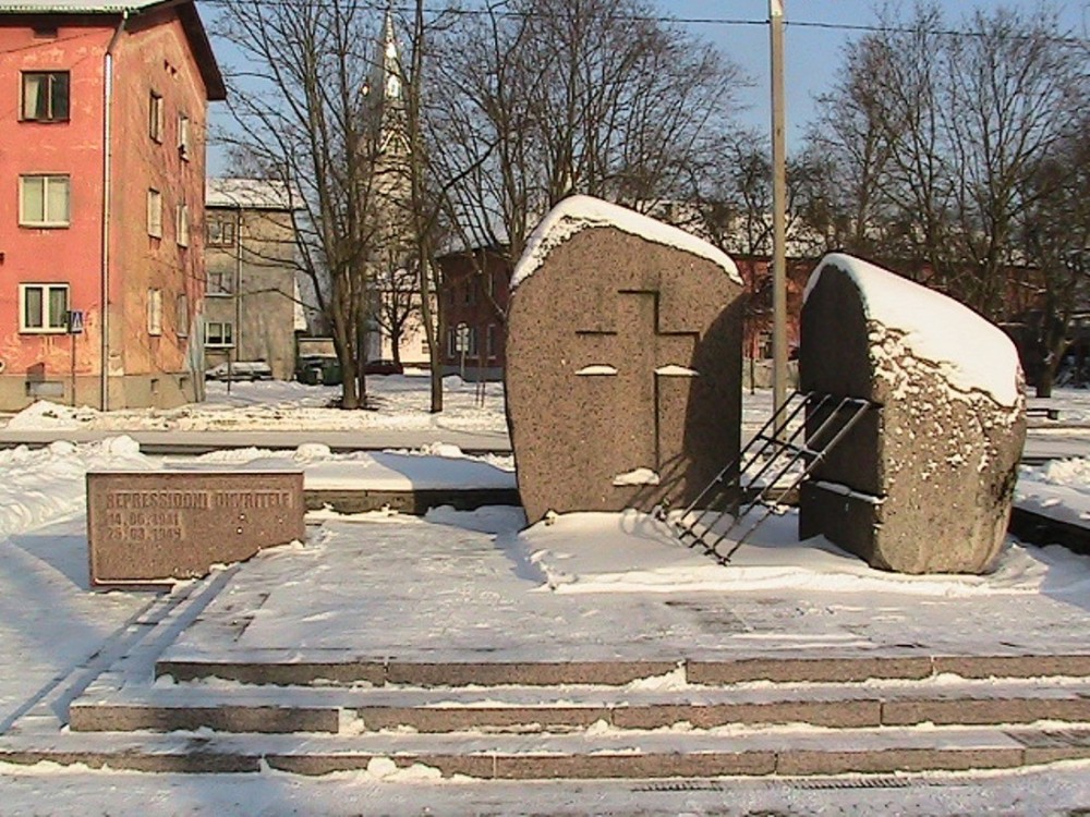   3 :       :  ,    ,   1941 .          :  https://www.visitestonia.com/ru