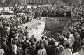 Фотография 3 : Мемориал жертвам сталинских репрессий на «Золотой горе» : Сентябрь 1989 года. Перезахоронение останков жертв массовых репрессий на Золотой горе
Фото с сайта: 
https://www.znak.com/2018-10-30/kak_i_pochemu_chelyabinsk_pytaetsya_zabyt_istoriyu_bolshogo_terrora  : фотограф Из фонда Центра ист.-культ. наследия Челябинска